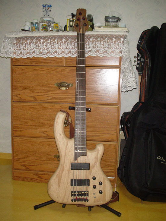 Dame Sire 5string